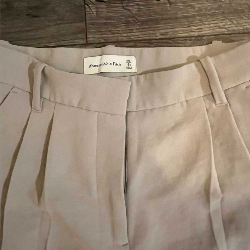 Abercrombie & Fitch Women's Cream Trousers